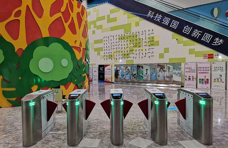 Anhui Suzhou Science and Technology Museum ticket LED screen linkage wing gate